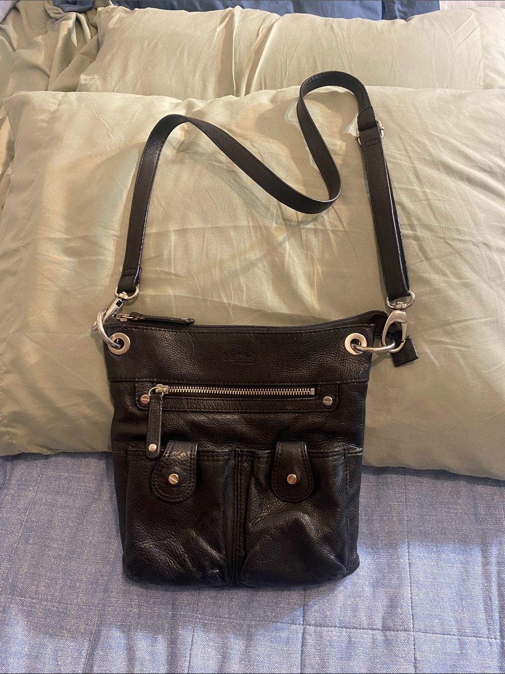Italian Black Leather LaDiva Crossbody Bag with Front Pockets